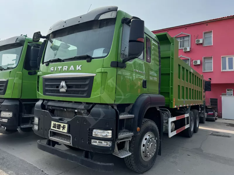 Waarom zou de Sitrak-dumptruck uw go-to zijn voor zware transport?