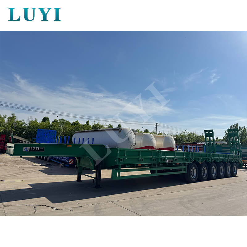 Nieuwe prestatie in transnationale samenwerking! LUYI 6-assige zwanenhals diepladers worden in batches verscheept naar Mauritanië