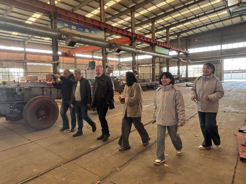 Armeense klanten bezoeken Luyi! Sla de handen ineen om een ​​nieuwe blauwdruk voor overzeese markten te creëren,