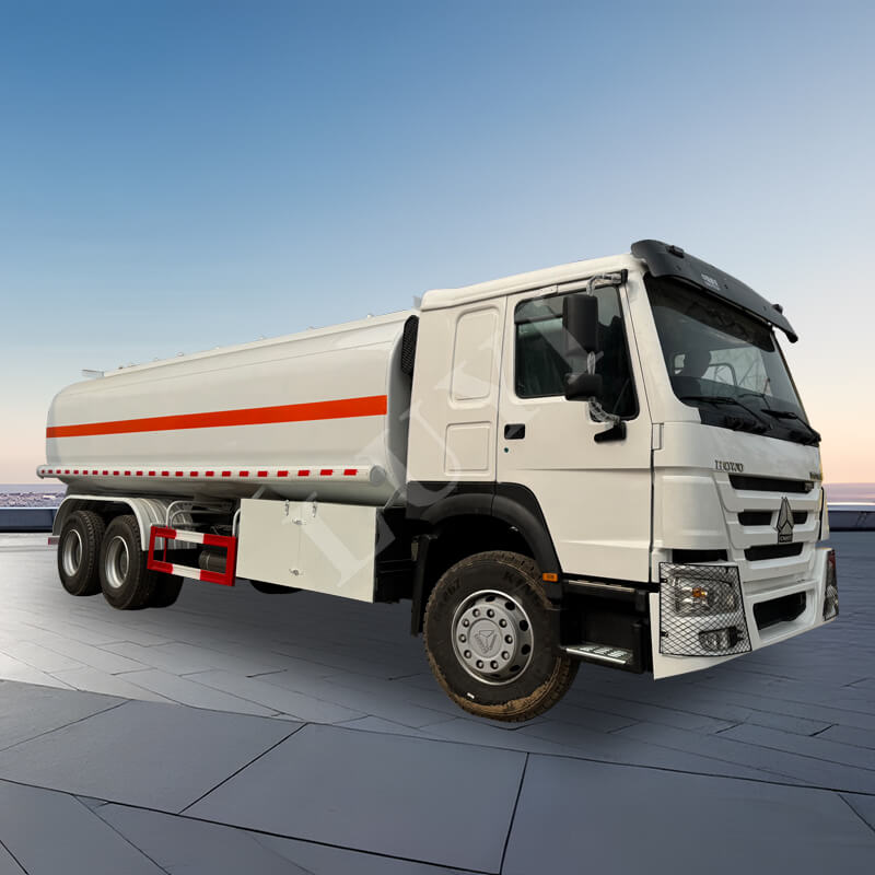 3-assige koolstofstalen olietankoplegger van 45.000 liter 3-assige koolstofstalen olietankoplegger van 45.000 liter