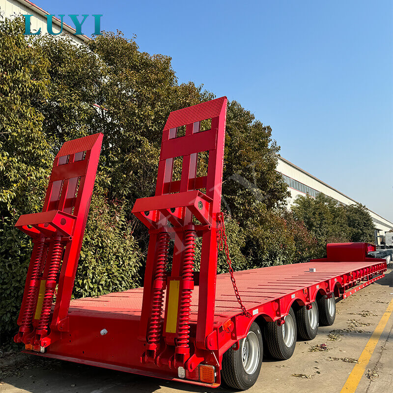 Van ruige wegen tot betrouwbaar zwaar transport: het succesverhaal van Botswana’s op maat gemaakte 4-assige 40T dieplader met dieplader