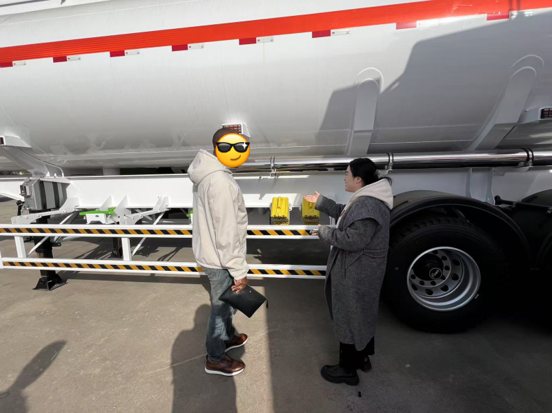 Hoe Luyi Auto een Malinees brandstofdistributiebedrijf hielp de veiligheid, capaciteit en betrouwbaarheid van het brandstoftransport te verbeteren Hoe Luyi Auto een Malinees brandstofdistributiebedrijf hielp de veiligheid, capaciteit en betrouwbaarheid van het brandstoftransport te verbeteren
