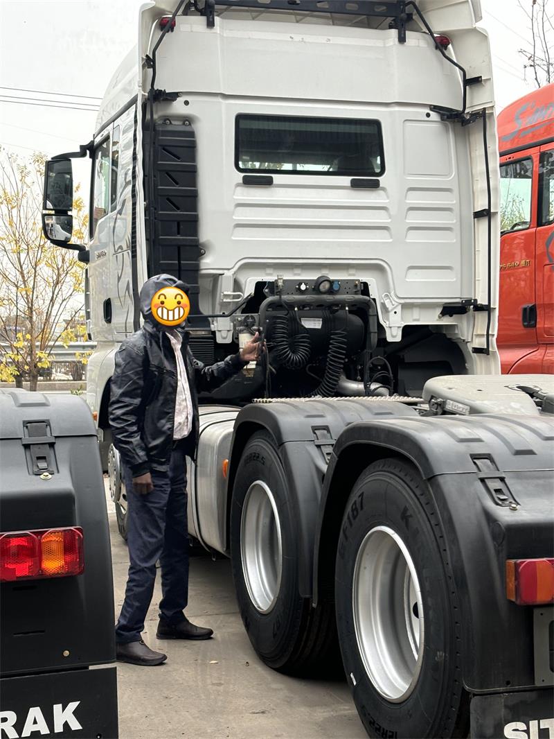 Hoe LUYI een Malawisch logistiek bedrijf hielp de vlootefficiëntie te verbeteren met 3 HOWO-trucks Hoe LUYI een Malawisch logistiek bedrijf hielp de vlootefficiëntie te verbeteren met 3 HOWO-trucks