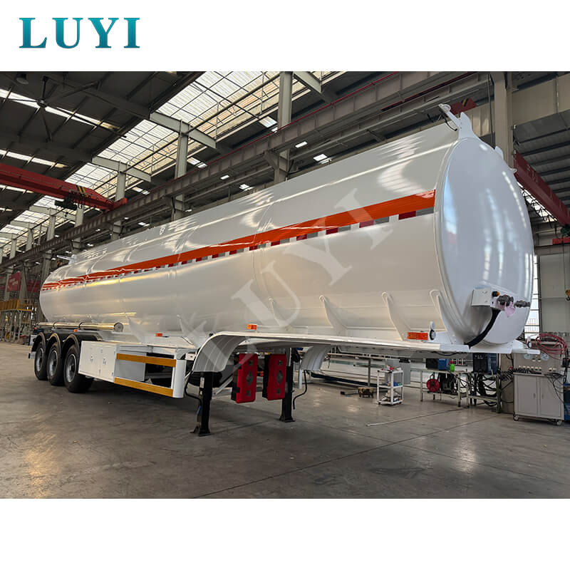 De groei van Portugal stimuleren: waarom een ​​Europese logistieke leider Luyi Auto koos voor zwaar machinetransport